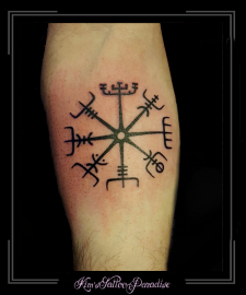 vikings symbool onderarm